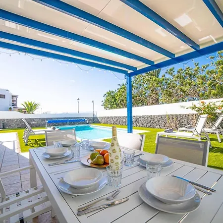 Villa Galway Bay